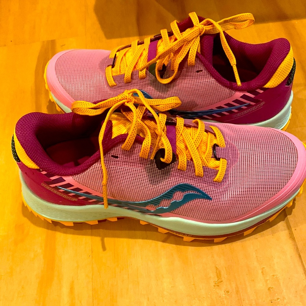 Brand new Saucony Peregrine 11 womens trail shoes.